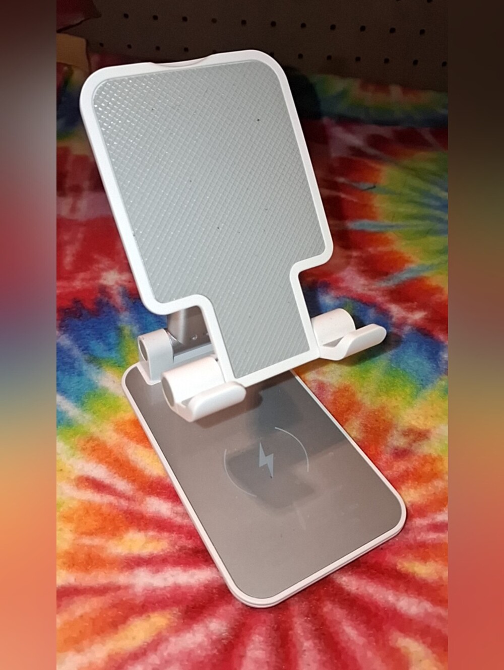 Wireless Charging Phone Stand White
